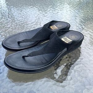 Fitflop Sandals Banda Thong Womens Sz 8 Black Leather Comfort L88-001 Fit Flops